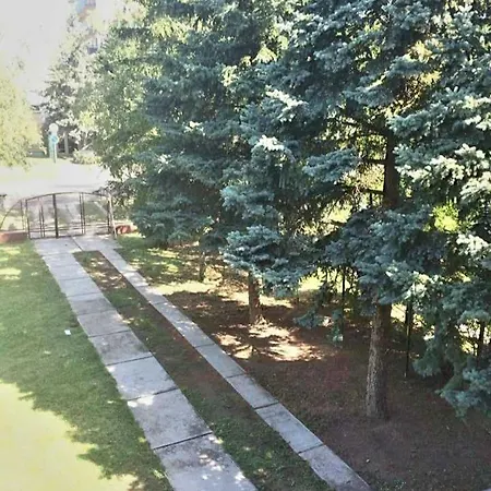 Aranyparton Harom Szobas Apartman Apartmán *